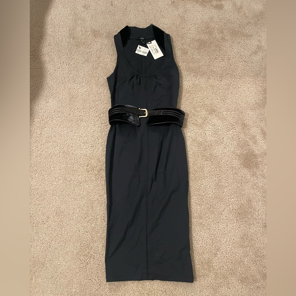 Gucci Sleek navy blue Sleeveless Midi Dress with Statement Belt